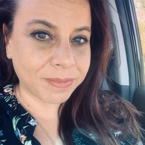 Meet your Posher, Audrey - Picture 1 of 1